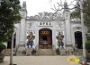 Sư phần Nguyễn Bá Nghi được khắc ghi công đức trên bia tu sửa đền Hùng.